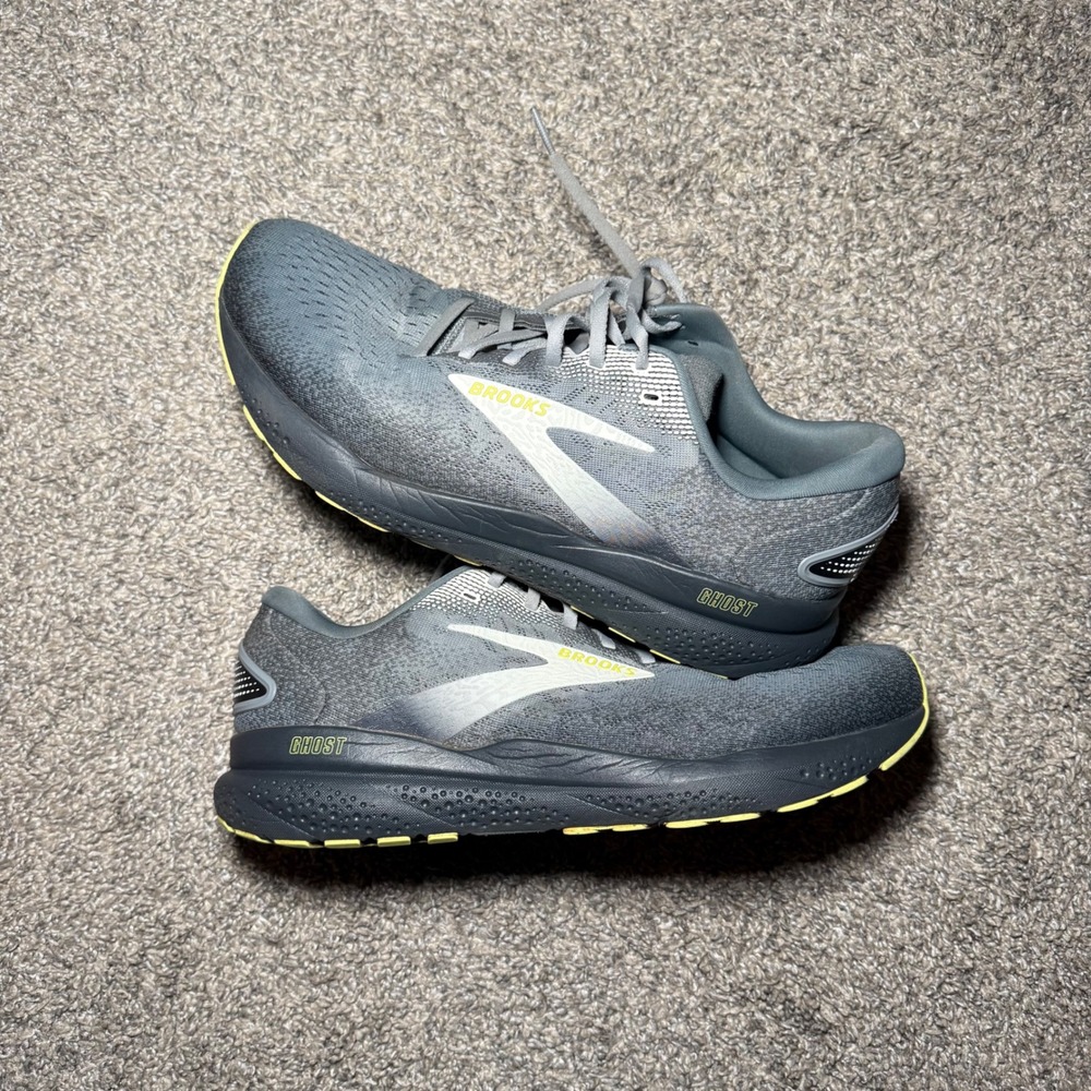Brooks Ghost 16 Mens Running Shoes Grey Yellow 11 Extra Wide 4E 1104184E040